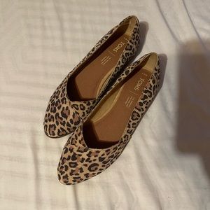 toms julie leopard slip on flats